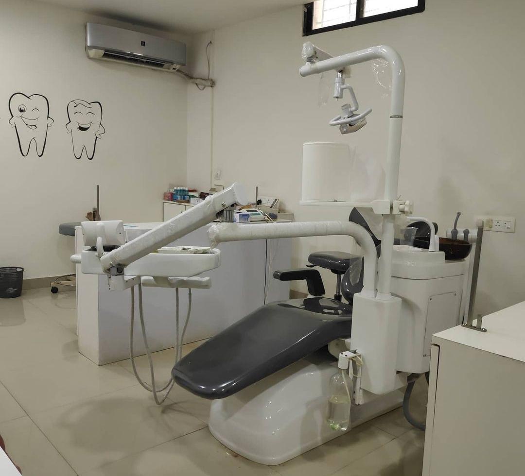 DAYA DENTAL CLINIC KARINKALLATHANI
